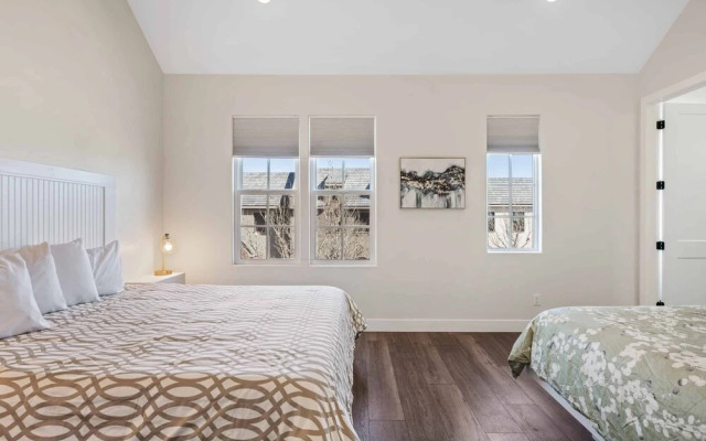 The Hudson #f2 4 Bedroom Townhouse
