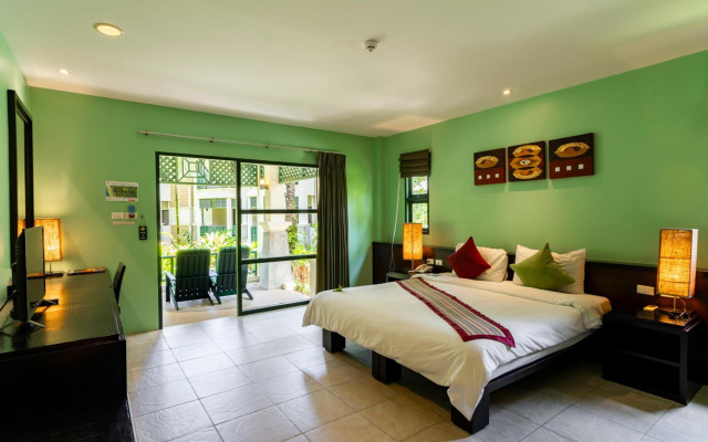 Baan Khaolak Beach Resort