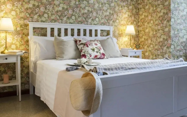 JOIVY Flowers Apartment 25