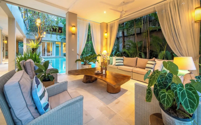Villa Sunsara 4 – Lobby – Tibubeneng