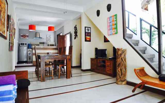 Jupiter Villa