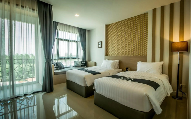 Triple Z Hotel