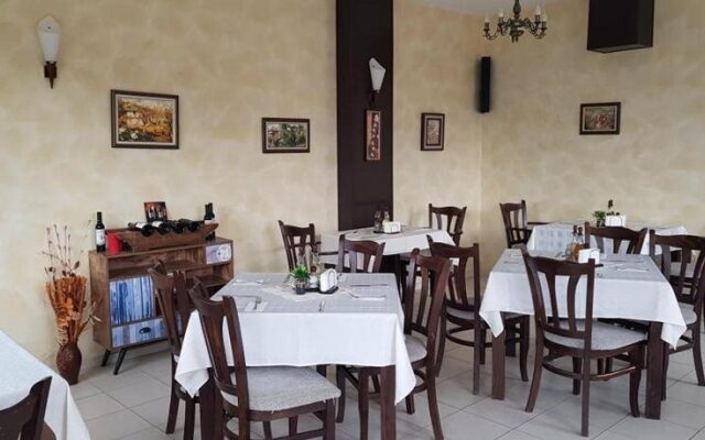 Bela Family Hotel