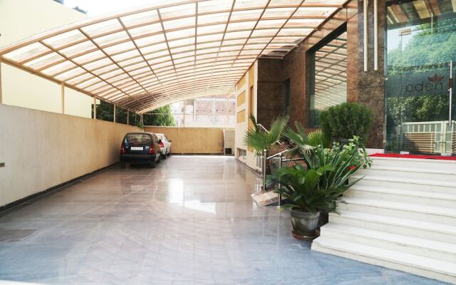 Qcent Gurgaon by Pacific Inn