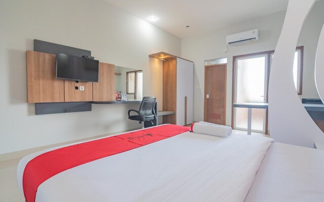 Harry House Guest House by RedDoorz