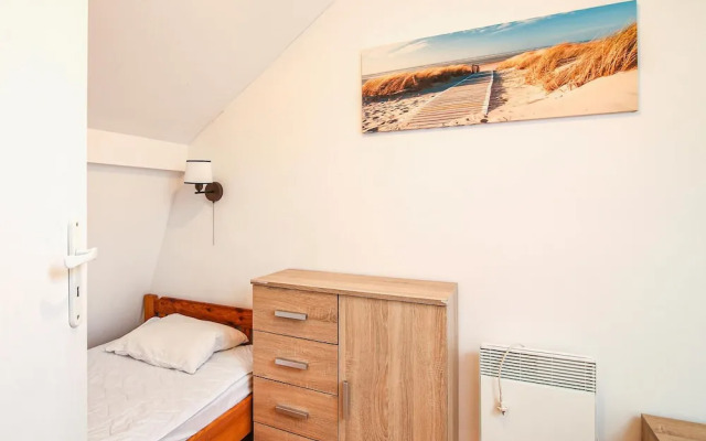 Awesome Home in Leba With Wifi and 2 Bedrooms