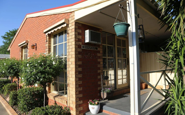 Old Coach Motor Inn Echuca