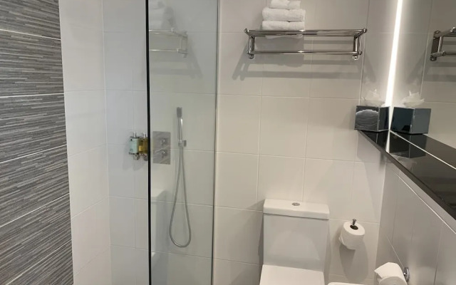 The Wheatsheaf Hotel Sandbach