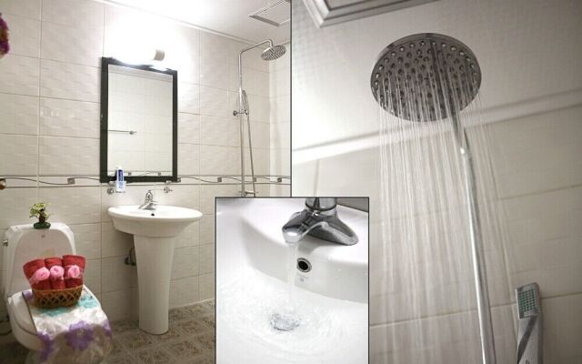 Uljin Sand Beach Pension