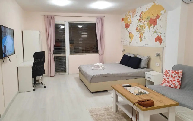 Malavi top center deluxe studio Ruse! Comfort&clean!
