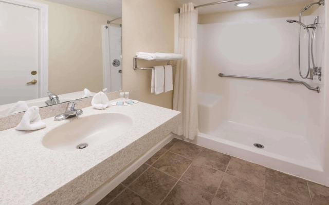 Grove City Travel Inn Columbus South