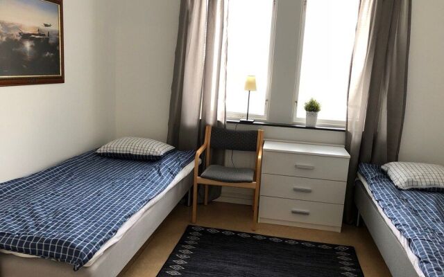 Hållsta Home Vandrarhem - Hostel