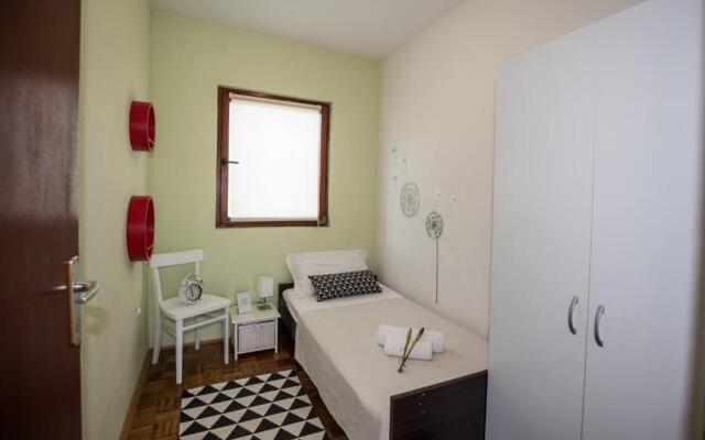 Holiday Home Toma
