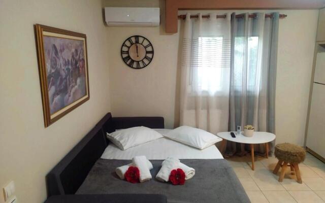 Apartment near the sea, Volos