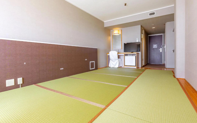 Ooedo Onsen Monogatari Minoh Kankō Hotel