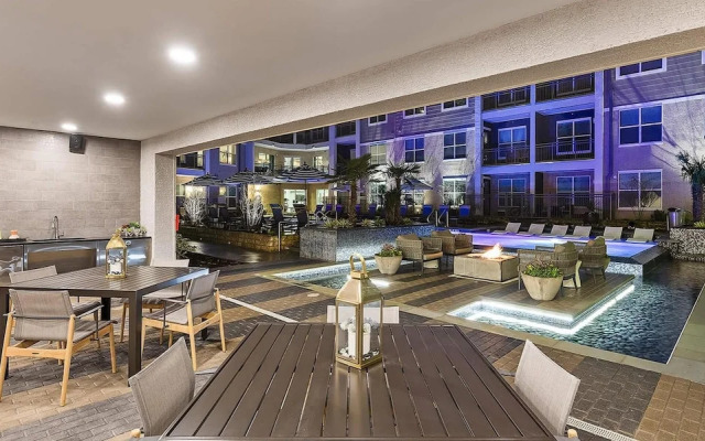 Landing Modern Apartment With Amazing Amenities Id6390