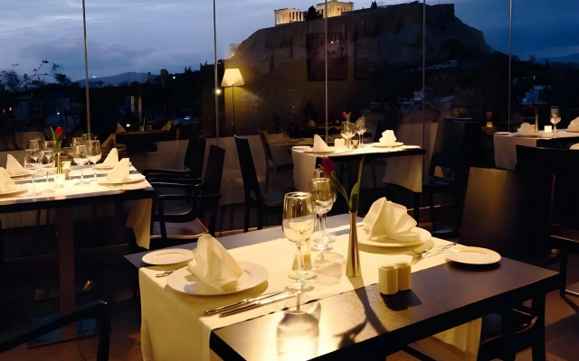 Athens Gate Hotel