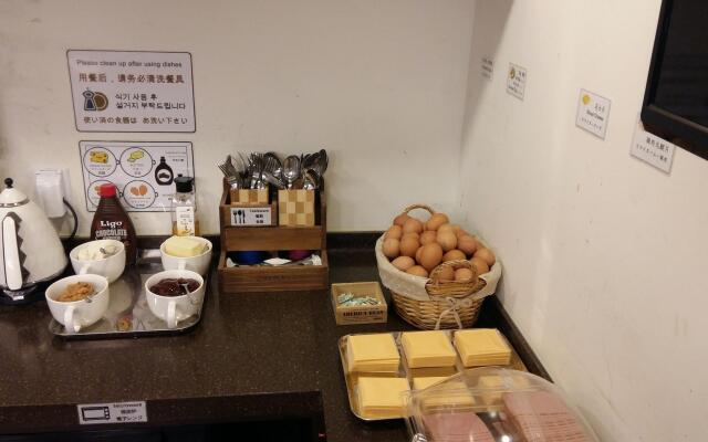 Step Inn Myeongdong 2 - Hostel