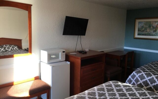 Belfair Motel