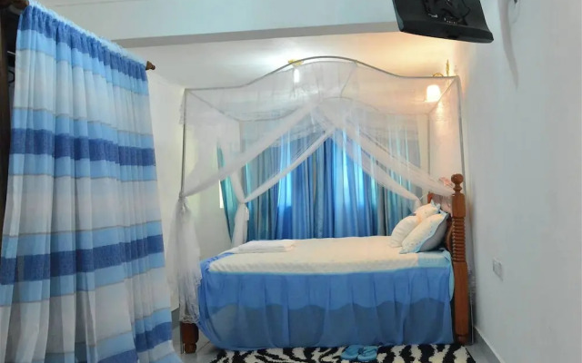 The White Resort Athiriver