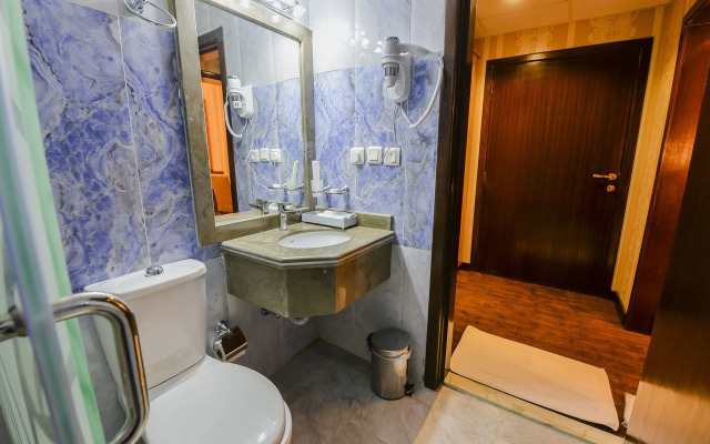 Crown Town Hotel