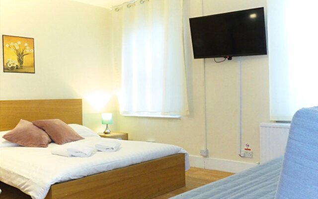 LCS London Bridge Apartments