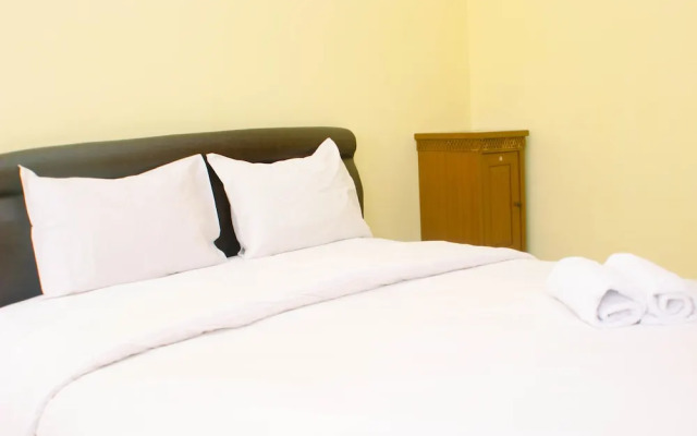 Warm And Homey Studio Room At Maple Park Sunter Apartment
