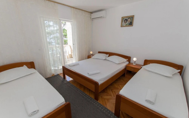 Anka - Amazing Location - SA9