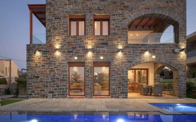 Turtulli Castle Stone Villa 1 - Private Pool Oasis