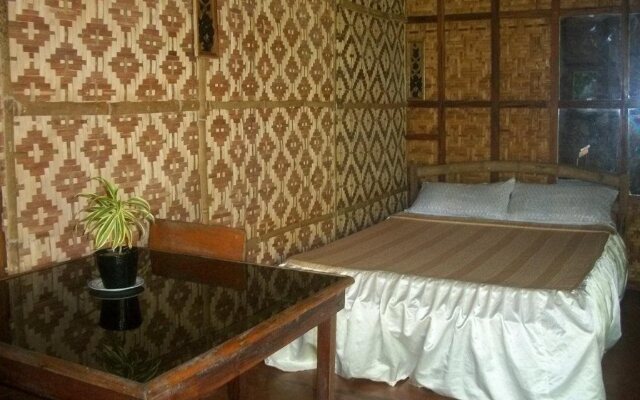 Toris Backpackers Paradise