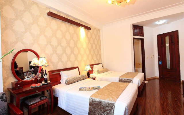 Luxury Hotel