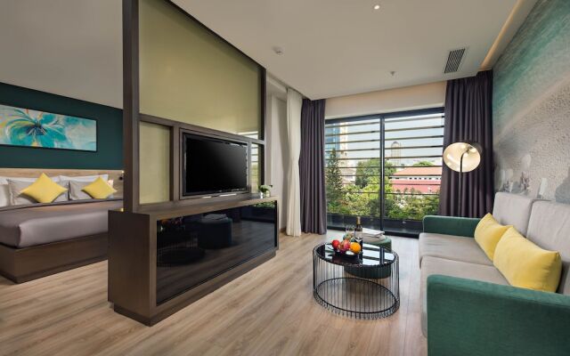 Satya Da Nang Hotel Han Market