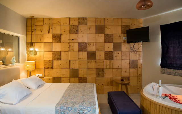 Elia Agia Marina Hotel