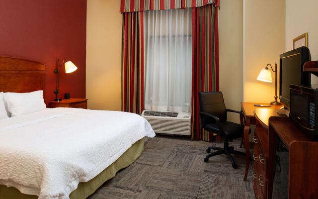 Hampton Inn Kansas City Northeast