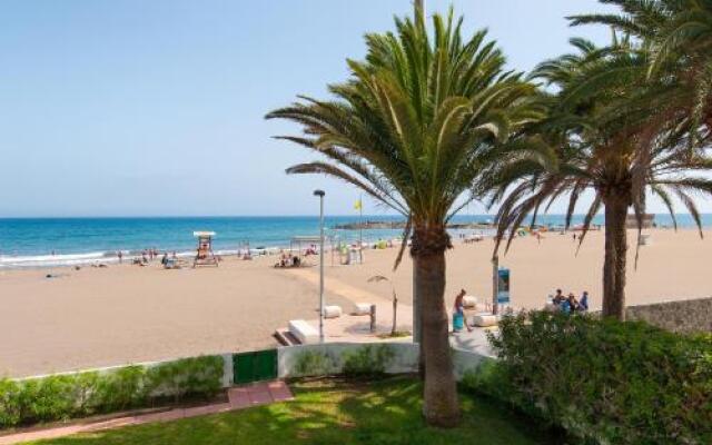 Beachfront Apartment las Burras Fa03