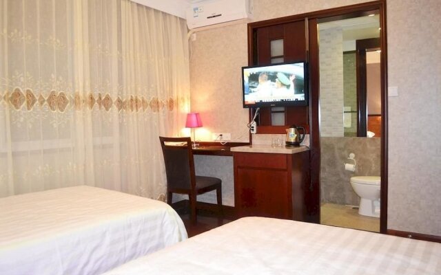 Tianquan 18 Degree Holiday Villa Hotel