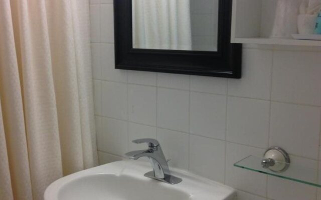 Capital Hill Hotel and Suites