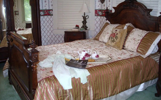 Four Winds Victorian Venue & Suites
