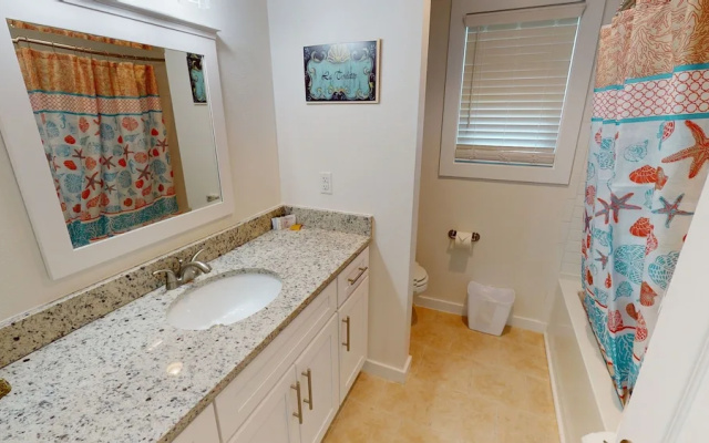 Hipnautic 2 Bedroom Condo
