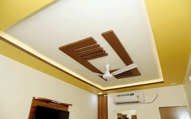 Radhe Krishna Hotel and Restaurant