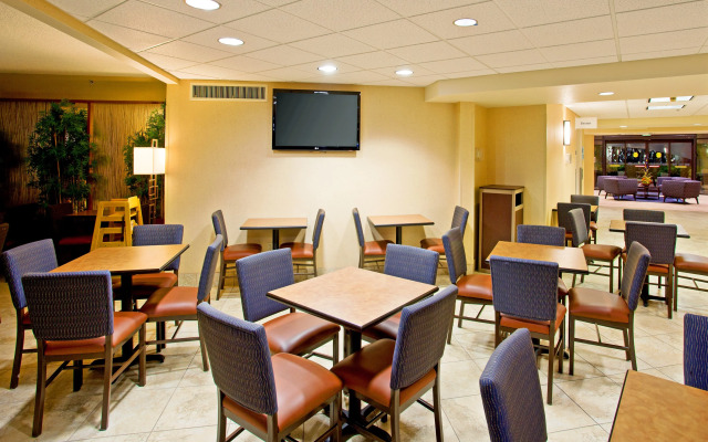 Holiday Inn Express North Phoenix