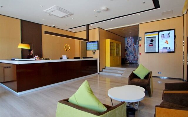 IU Hotel Shanghai Songjiang Chedun Film Park Branch