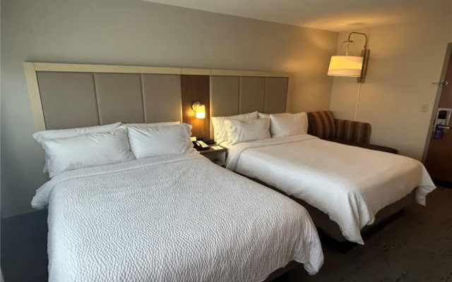 Holiday Inn Express Roslyn - Manhasset Area by IHG