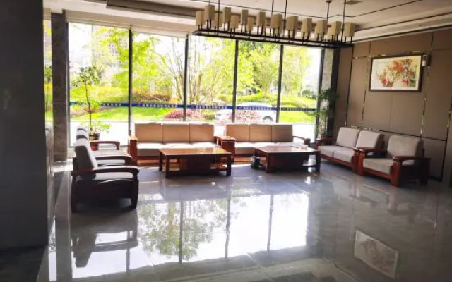 Shi Bing 㵲 Nice Hotel