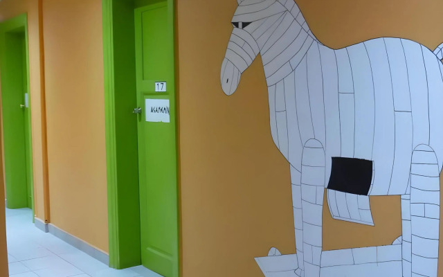 Zeus Hostel