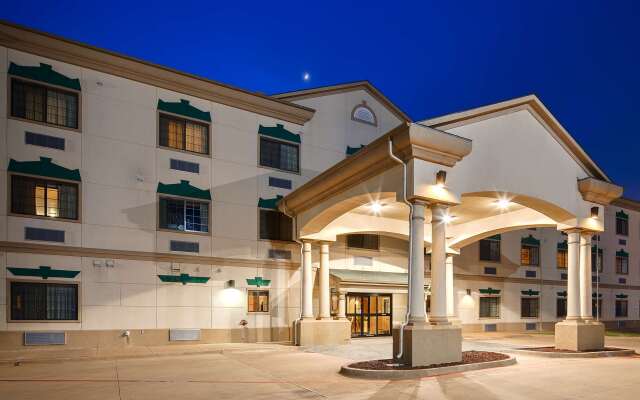 Best Western Henrietta Inn & Suites