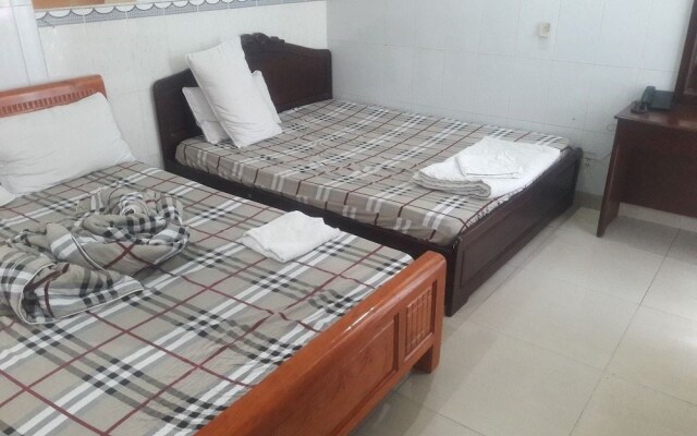 Thao Vy Hotel by OYO Rooms