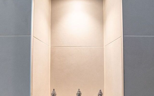 Reading Green Park Village Serviced Apt