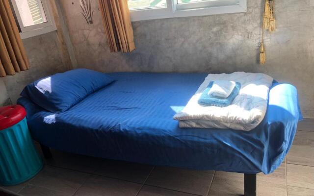 SolarCell Uthai Thani Homestay - โซล่าเซลล์อุทัยธานีโฮมสเตย์