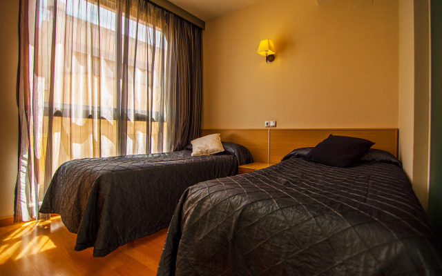 Dream Suites & Apartments Almera Centro